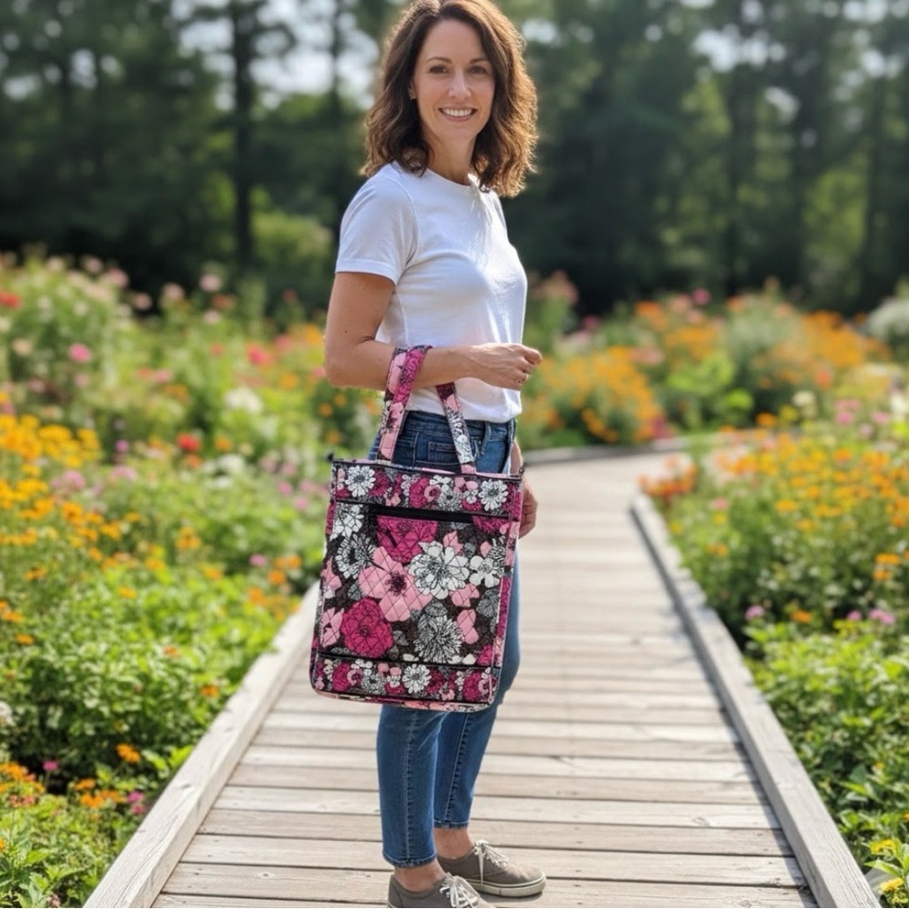 Floral vera Bradley Bag - Pink and Black